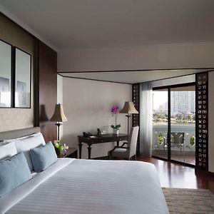 Deluxe River View Room